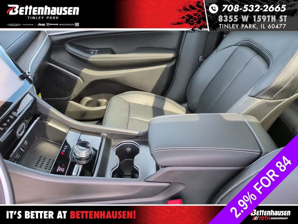 New 2026 Baltic Gray Metallic Clear-Coat Exterior Paint Jeep Limited Reserve image 27