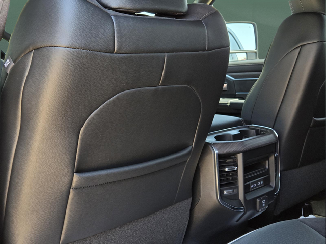 New 2027 Diamond Black Crystal Pearl-Coat Exterior Paint RAM Laramie image 22
