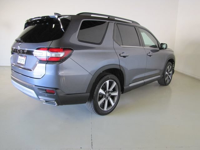 Certified Used 2025 Modern Steel Metallic Honda Touring image 25