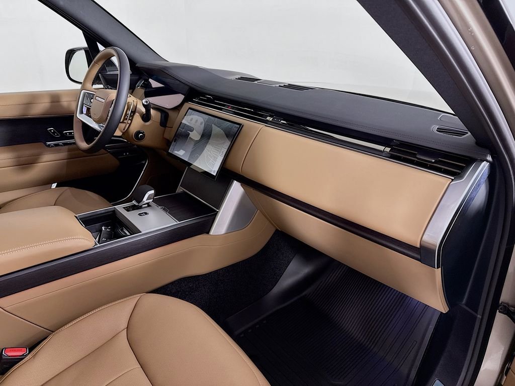 New 2026 Batumi Gold Land Rover SE image 30