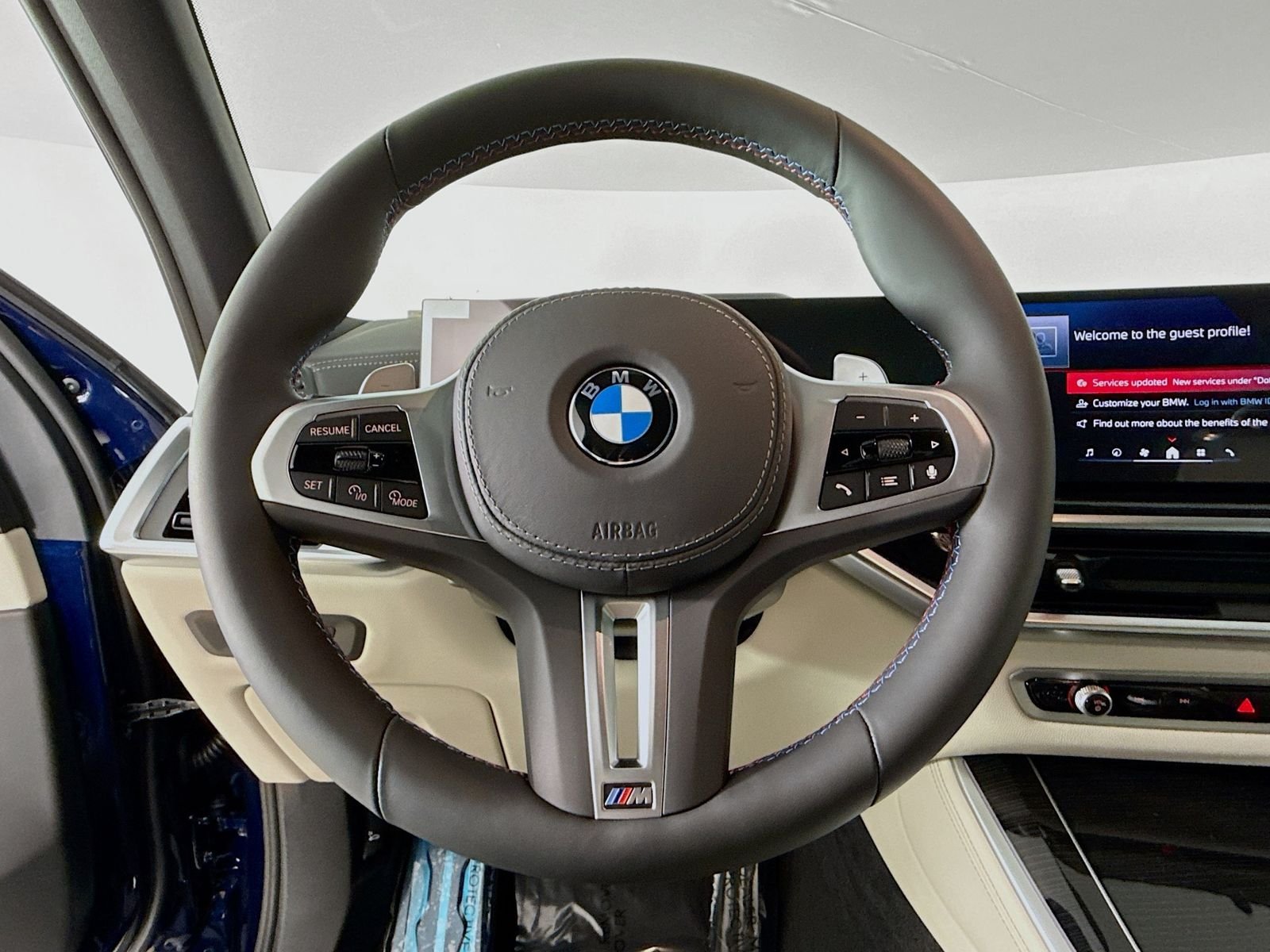2026 BMW X5 M60i - Photo 11