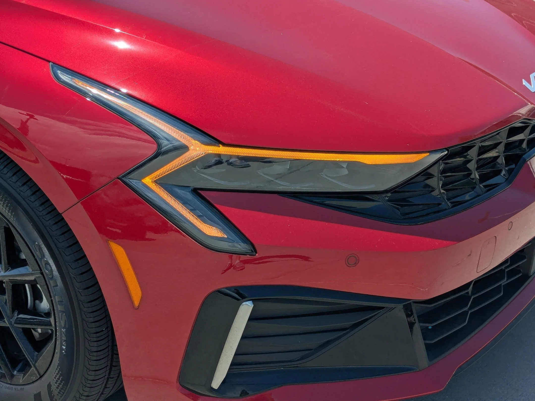 Used 2025 Runway Red Kia LXS image 10