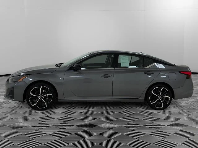 Certified Used 2024 Gray Nissan SR FWD image 2