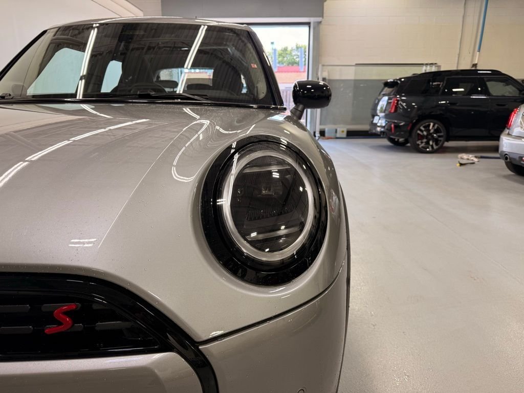 2025 MINI Hardtop 4 Door S - Photo 9