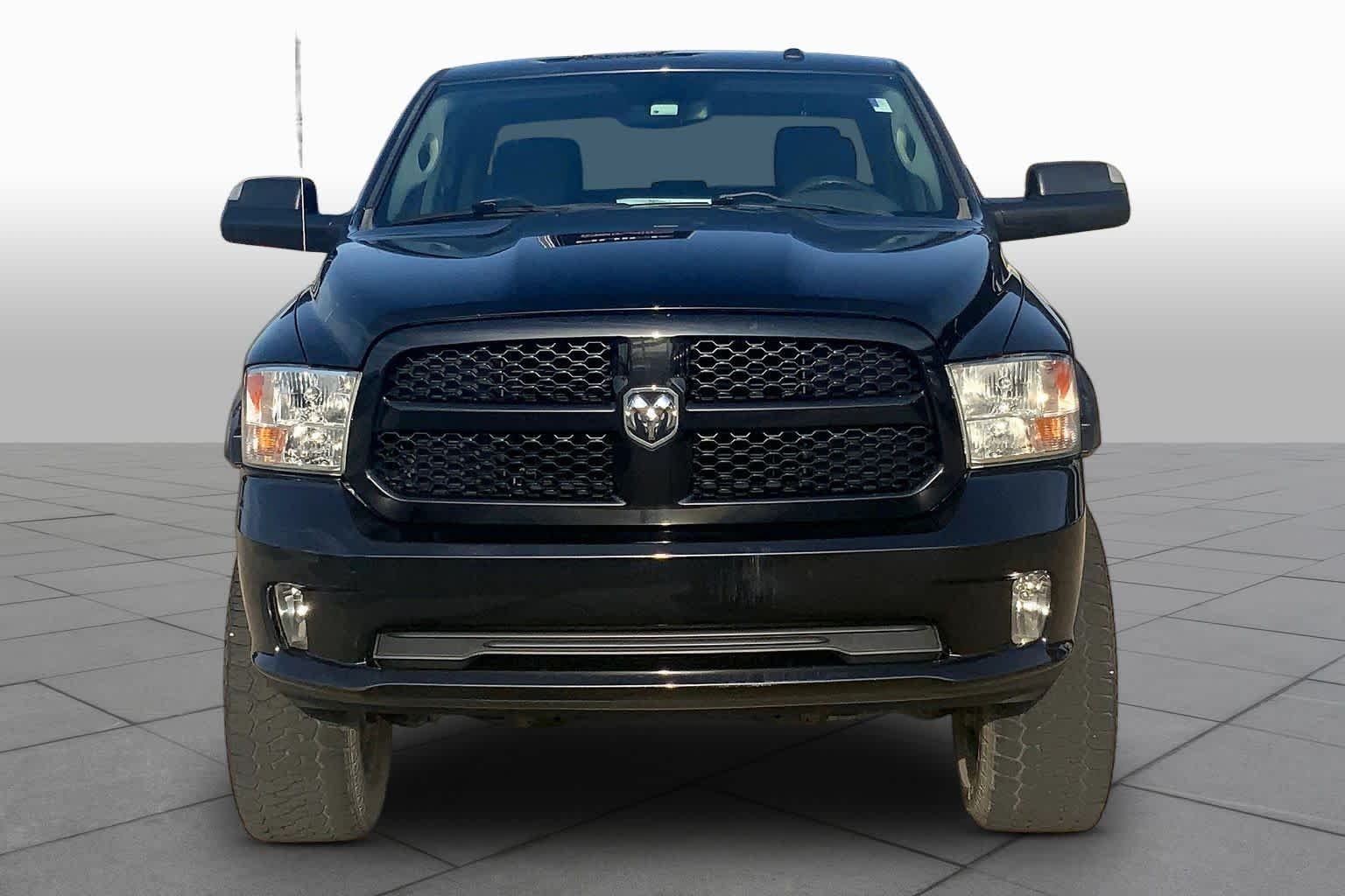 Used 2016 Brilliant Black Crystal Pearlcoat Ram Express image 4