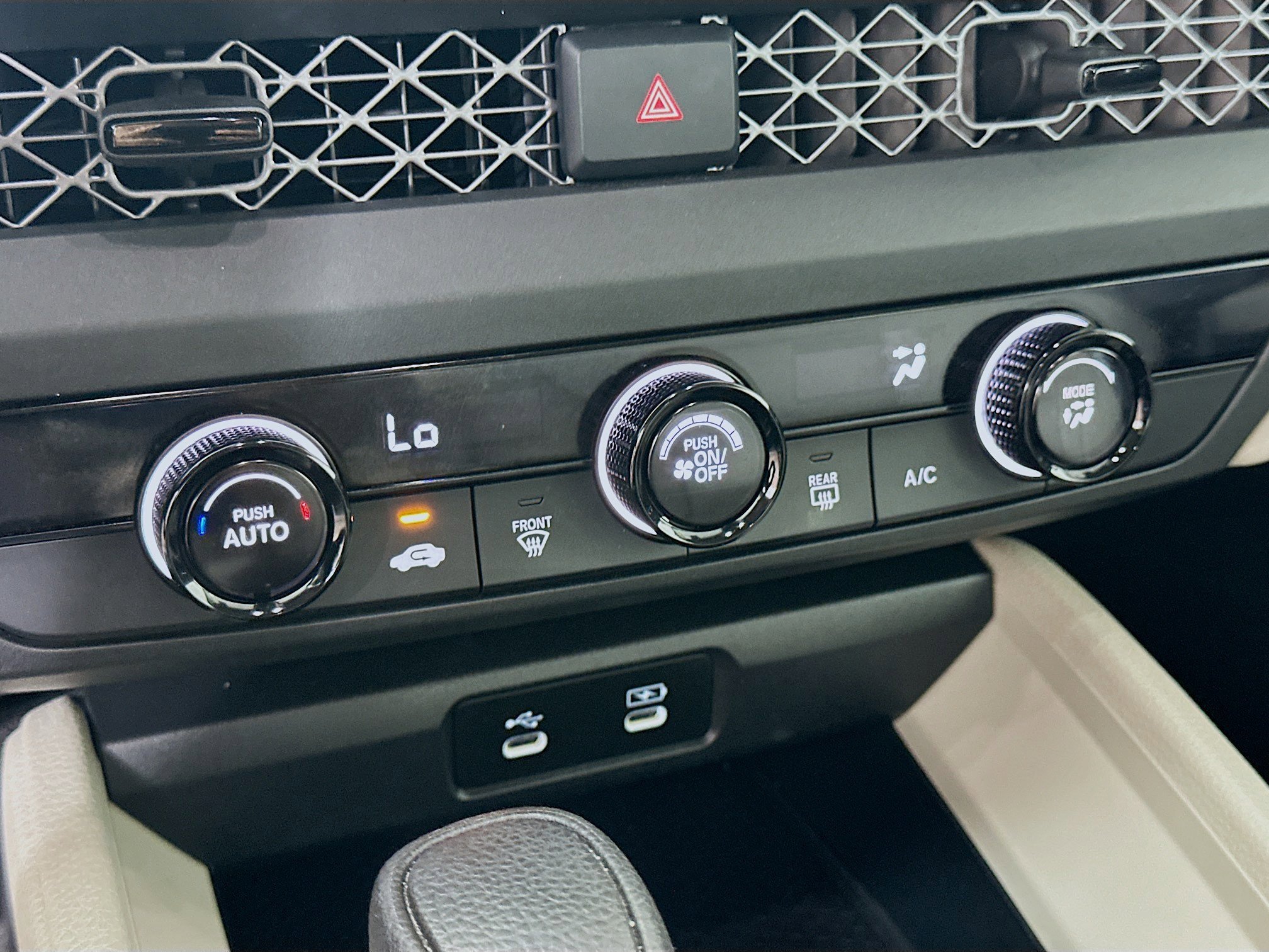 2024 Honda Accord LX - Photo 11