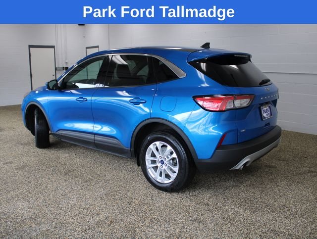 Used 2020 Ford Escape SE with VIN 1FMCU9G60LUB01144 for sale in Tallmadge, OH