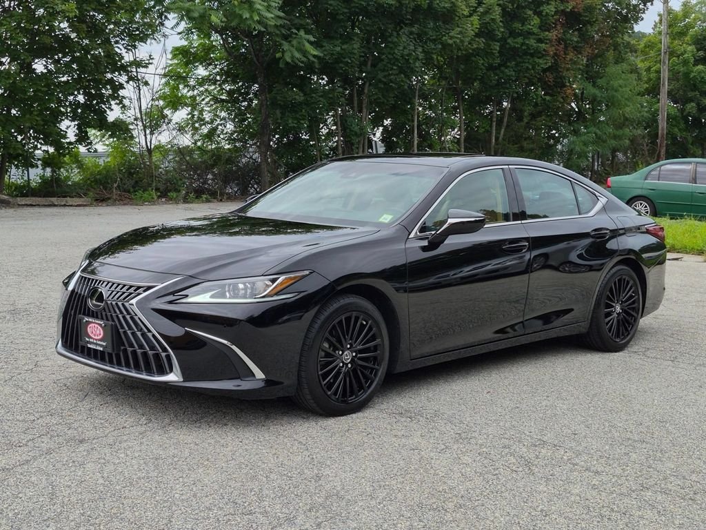 Used 2024 Black Lexus 350 image 9