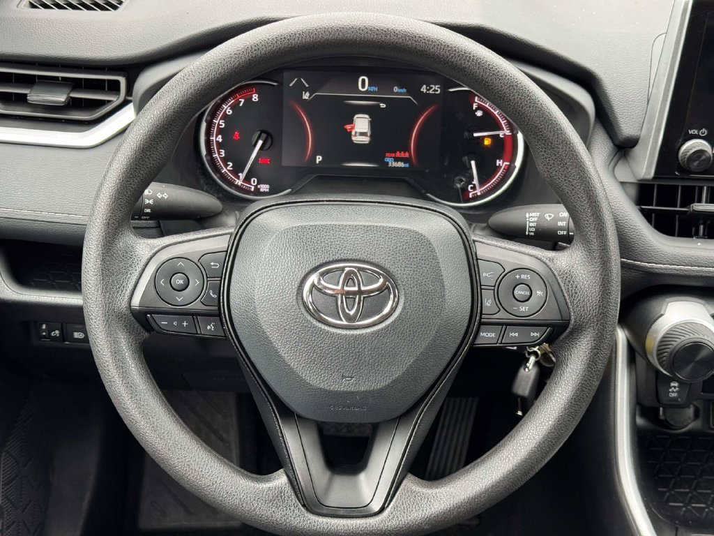 Used 2025 Silver Toyota LE image 9