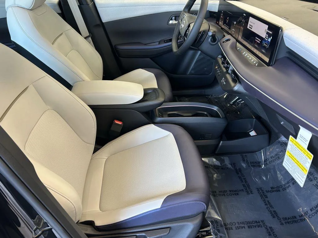 2026 Nissan LEAF SV+ - Photo 9