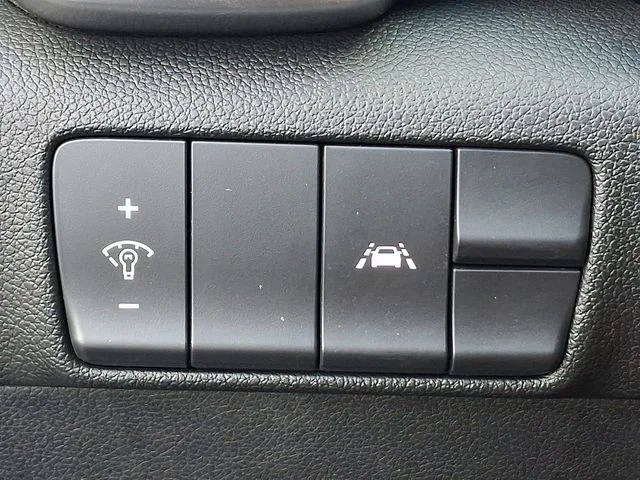 Certified Used 2020 Red Kia LX image 25
