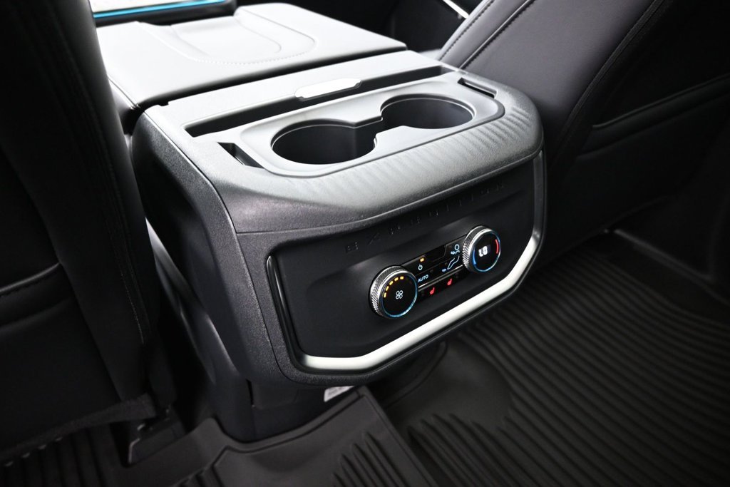 New 2027 Agate Black Metallic Ford Platinum image 23