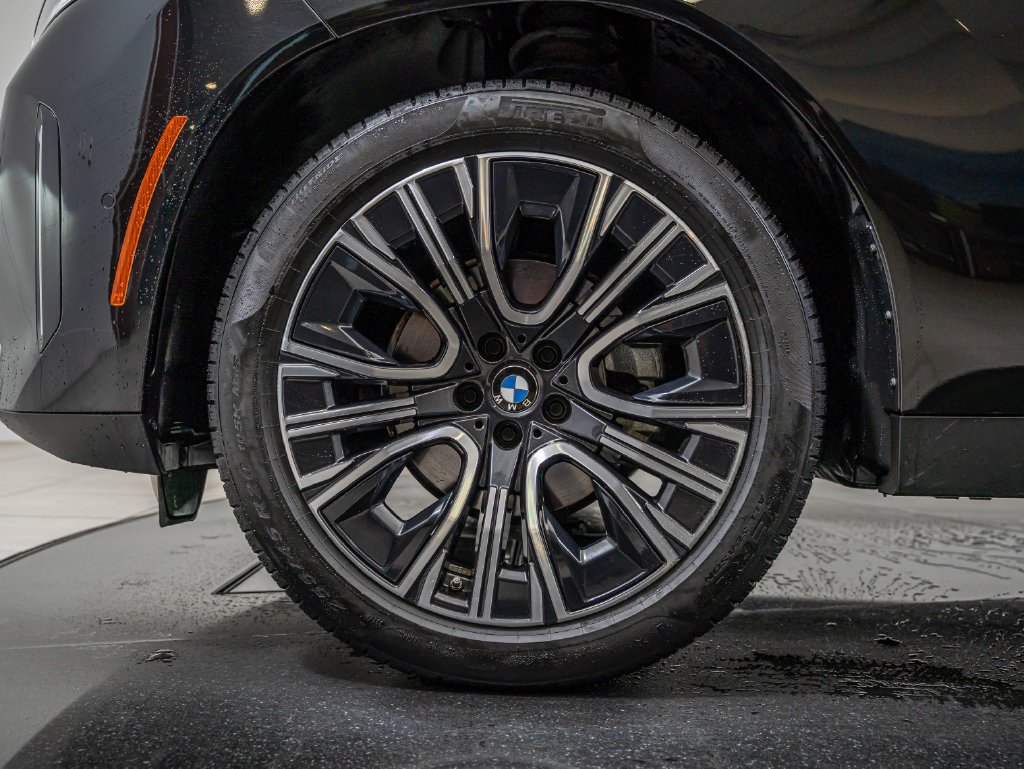 Used 2025 Black Sapphire Metallic BMW 30 xDrive image 10