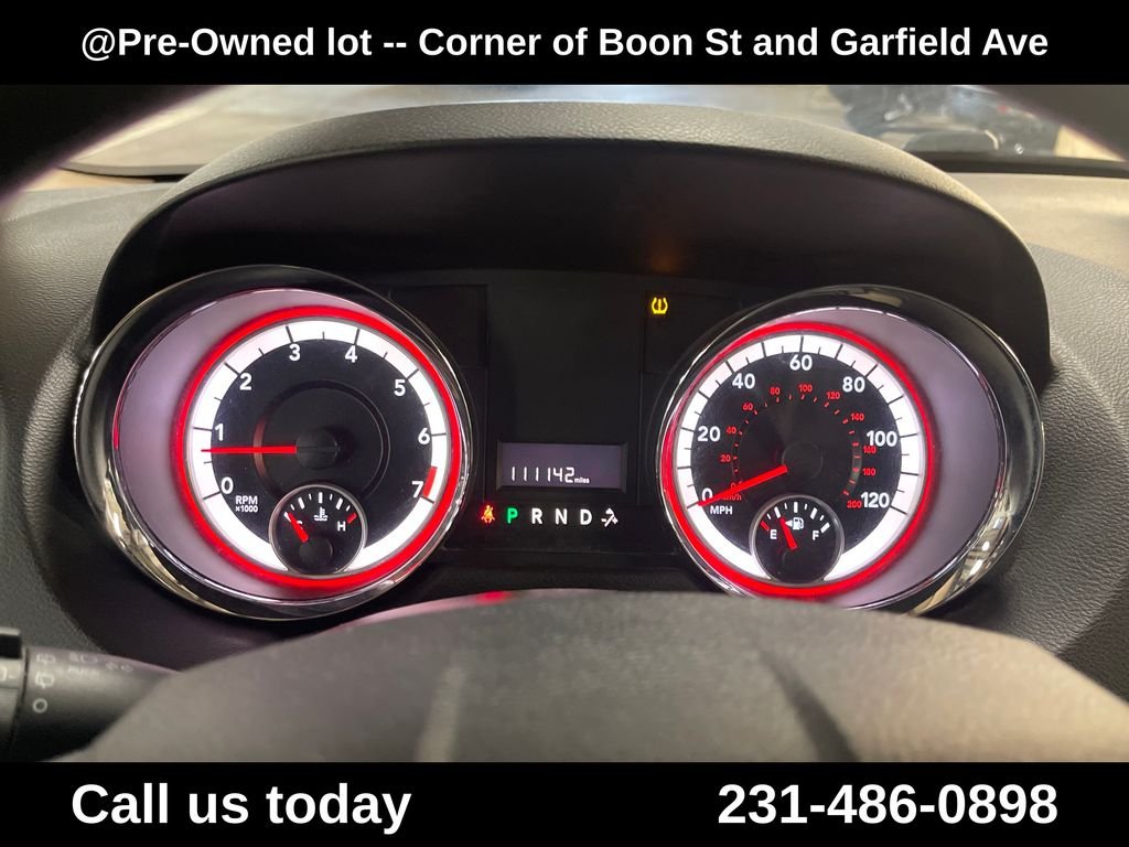 Used 2014 Red Dodge SE image 21
