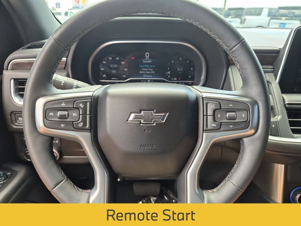 Used 2023 Black Chevrolet Z71 image 15