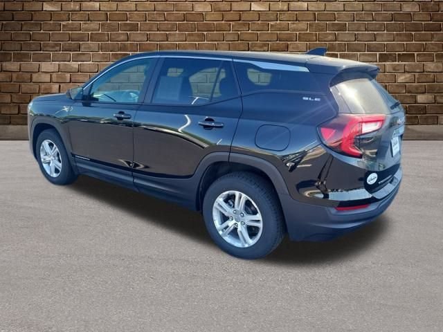 2024 Gmc Terrain SLE photo 3