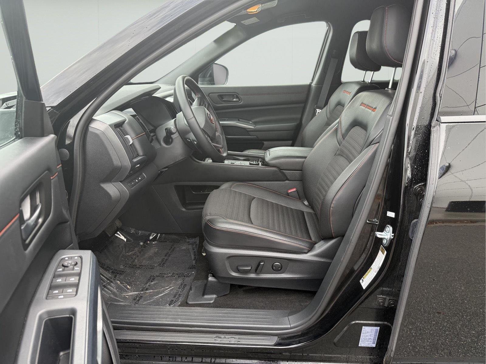 Used 2026 Black Nissan Rock Creek image 9