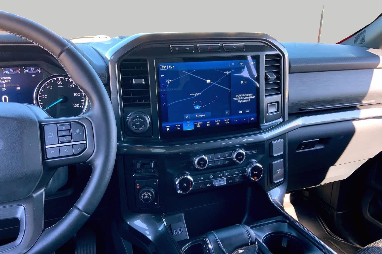 Used 2023 Agate Black Metallic Ford XLT image 7