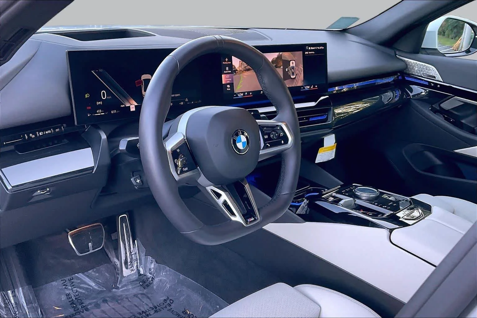 New 2026 Mineral White Metallic BMW 530i xDrive image 8