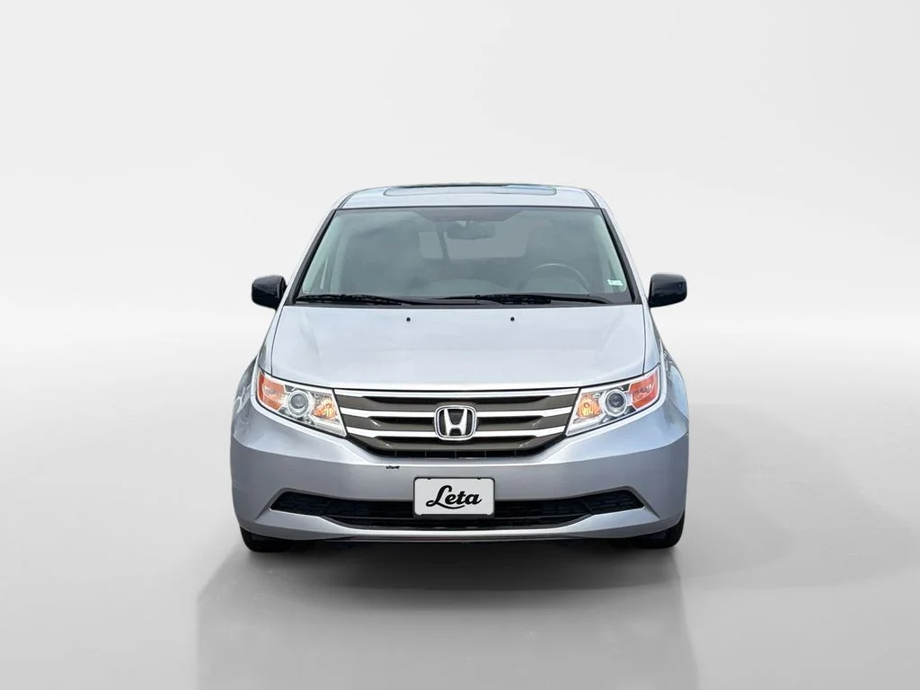 Used 2026 Ruby Flare Pearl Toyota XSE image 8