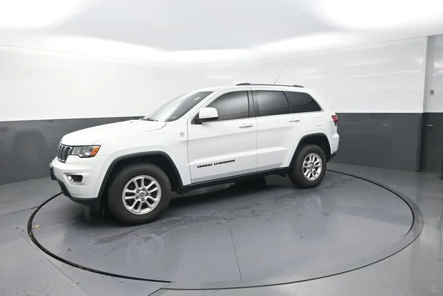 Used 2019 White Jeep Laredo E image 42