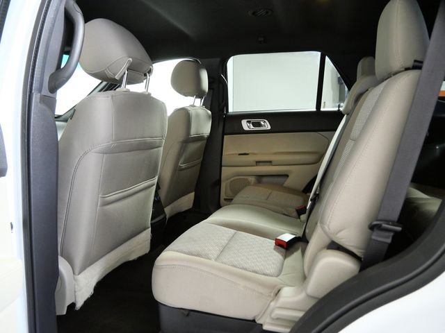 Used 2015 White Ford XLT image 13