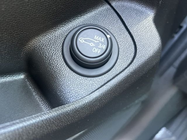 Used 2023 Silver GMC SLE image 29