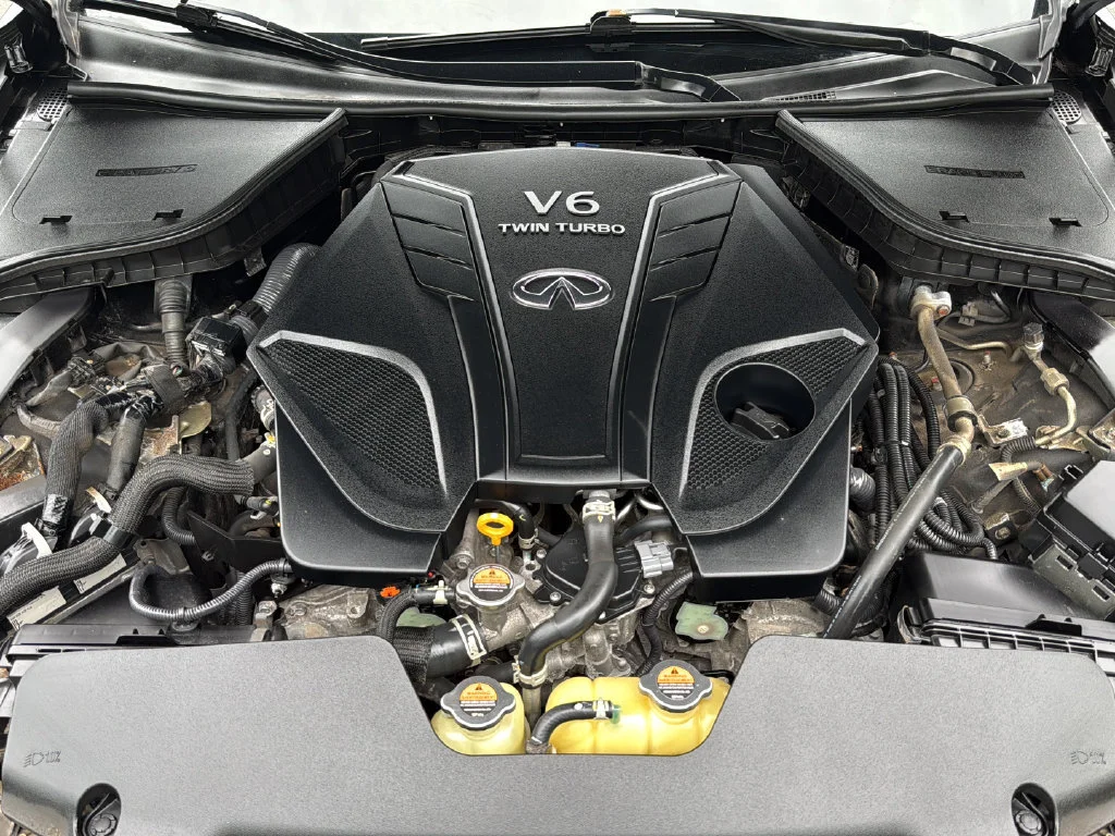 Used 2022 Black INFINITI LUXE image 31