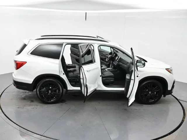 Used 2022 White Honda Special Edition image 47