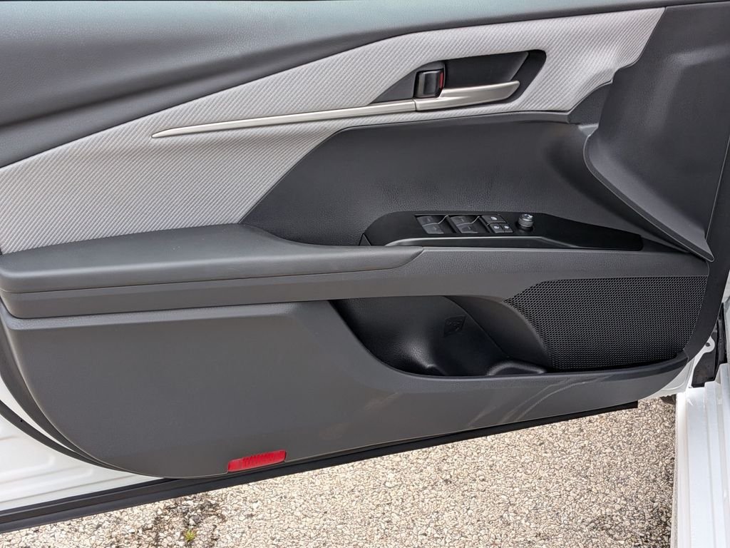 New 2026 Ice Cap Toyota SE image 19