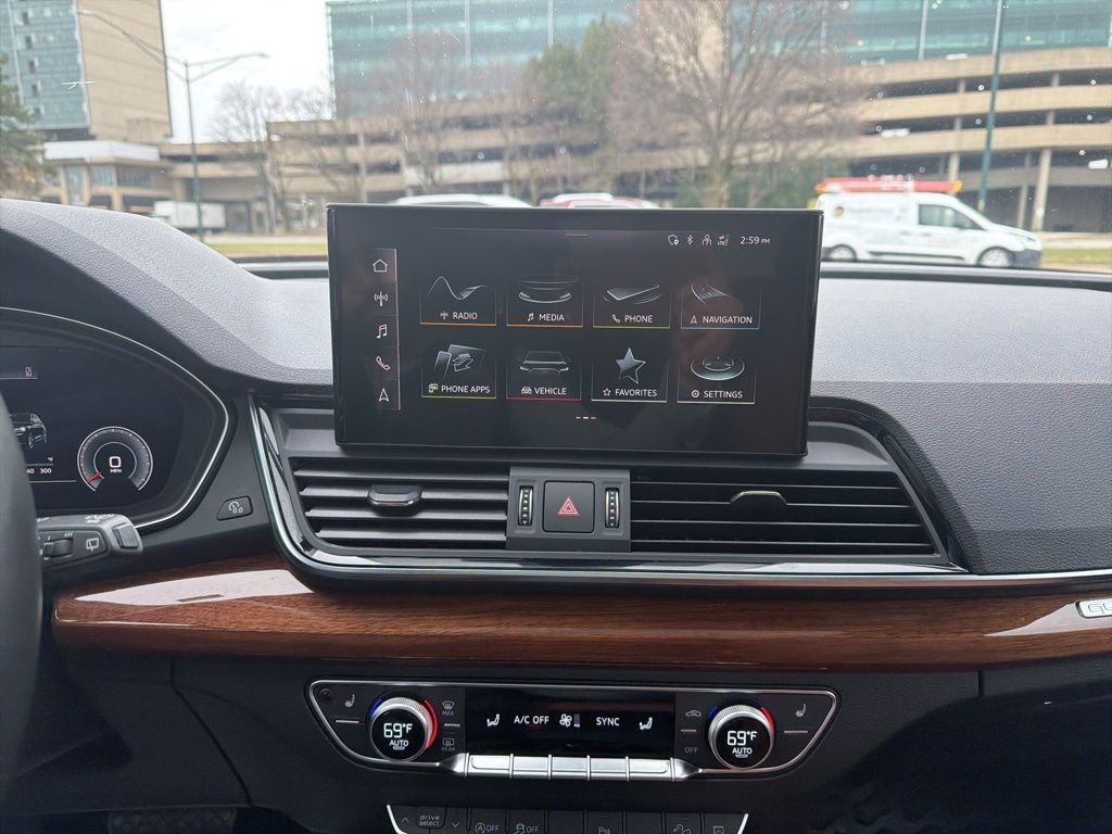 Used 2023 Silver Audi 45 S line Premium Plus image 27