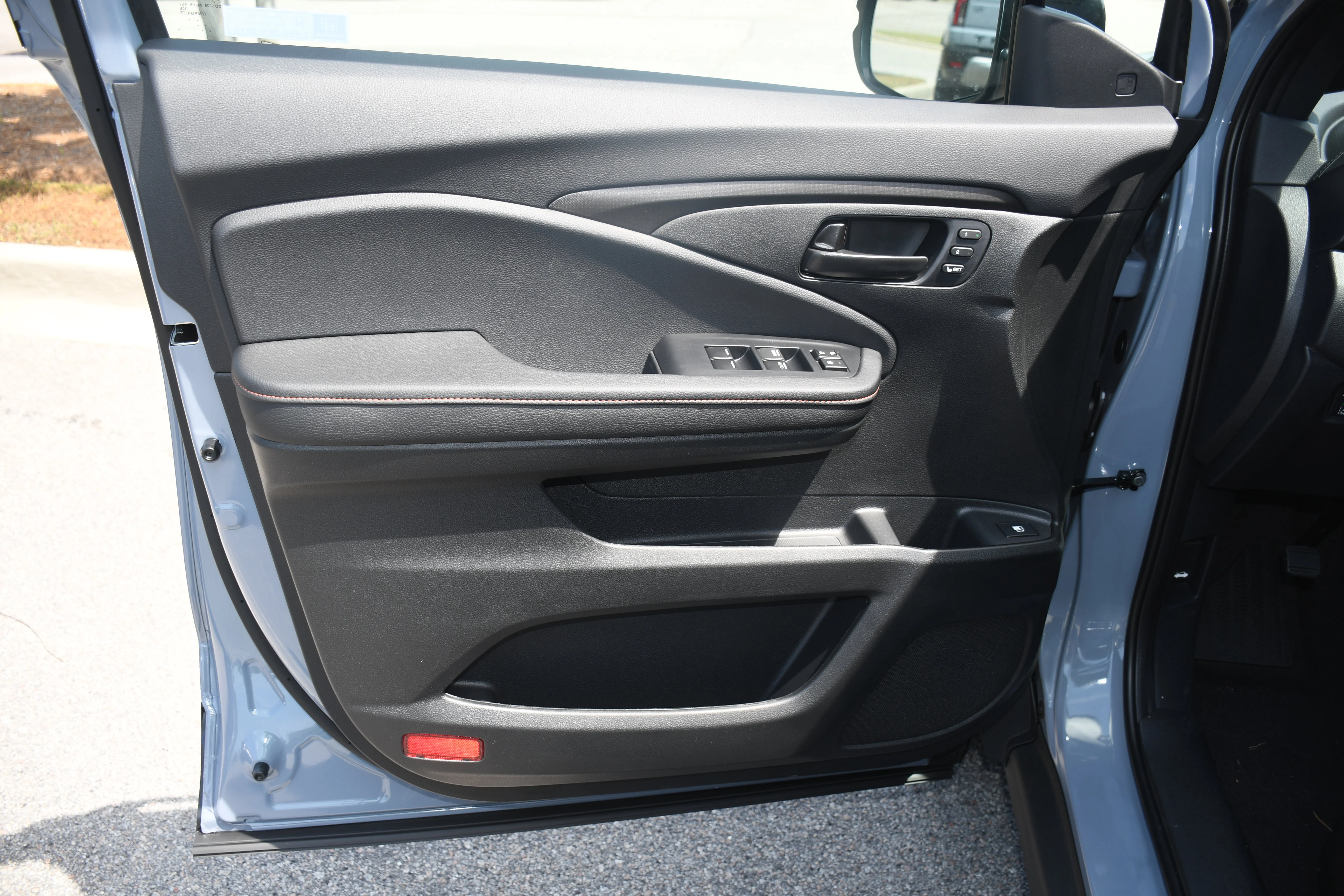 New 2026 Sonic Gray Pearl Honda TrailSport image 5