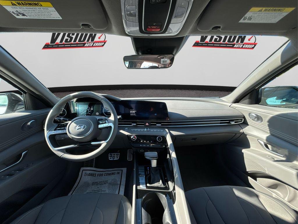 New 2025 White Hyundai SEL Sport image 20