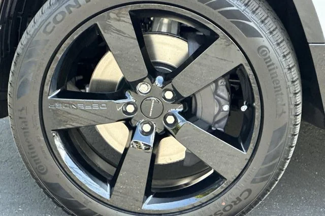 New 2026 Borasco Grey Land Rover X-Dynamic SE image 24