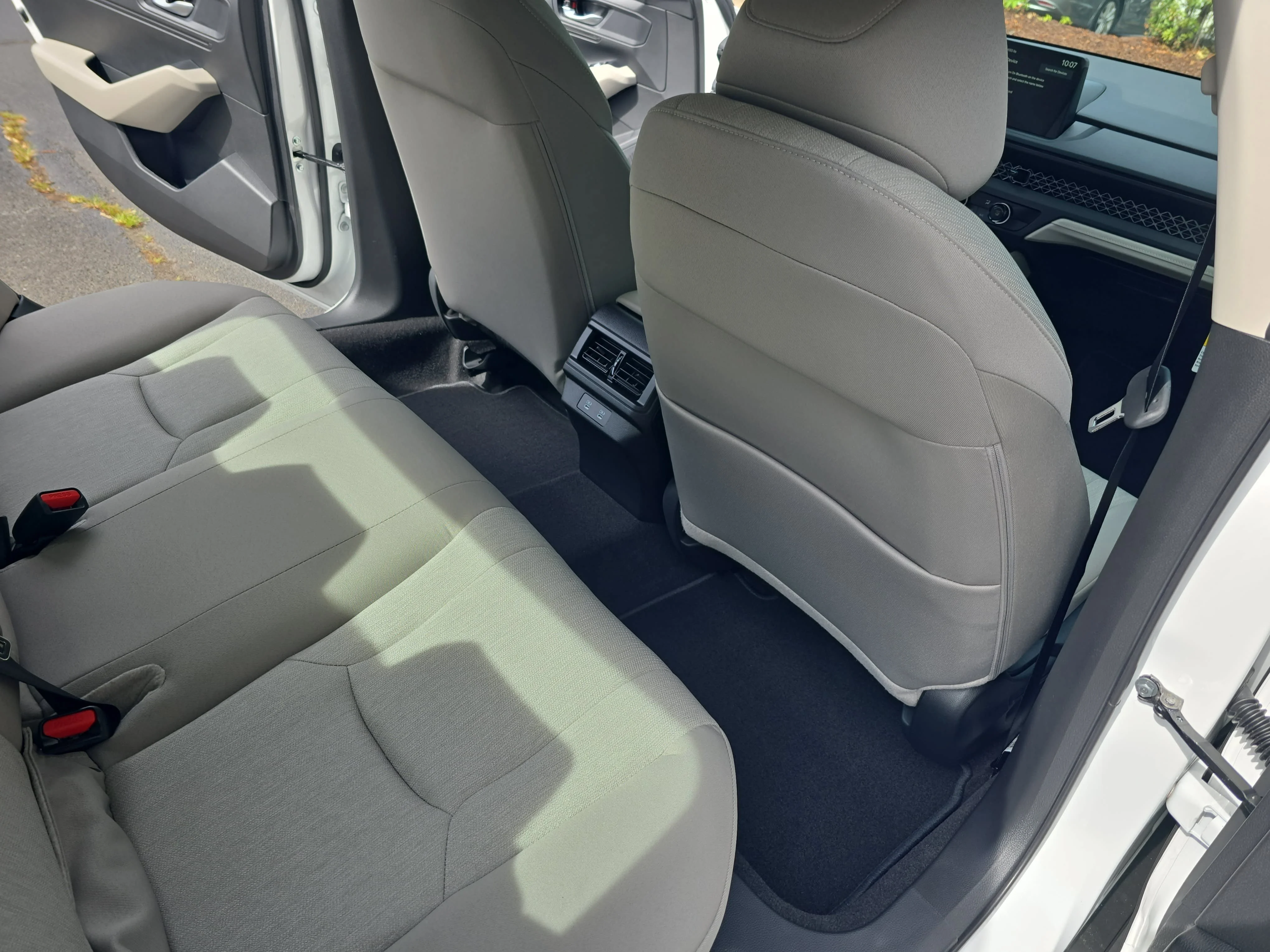 New 2026 Platinum White Pearl Honda LX image 11