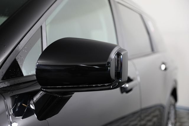New 2026 Black Hyundai SEL 8P image 28