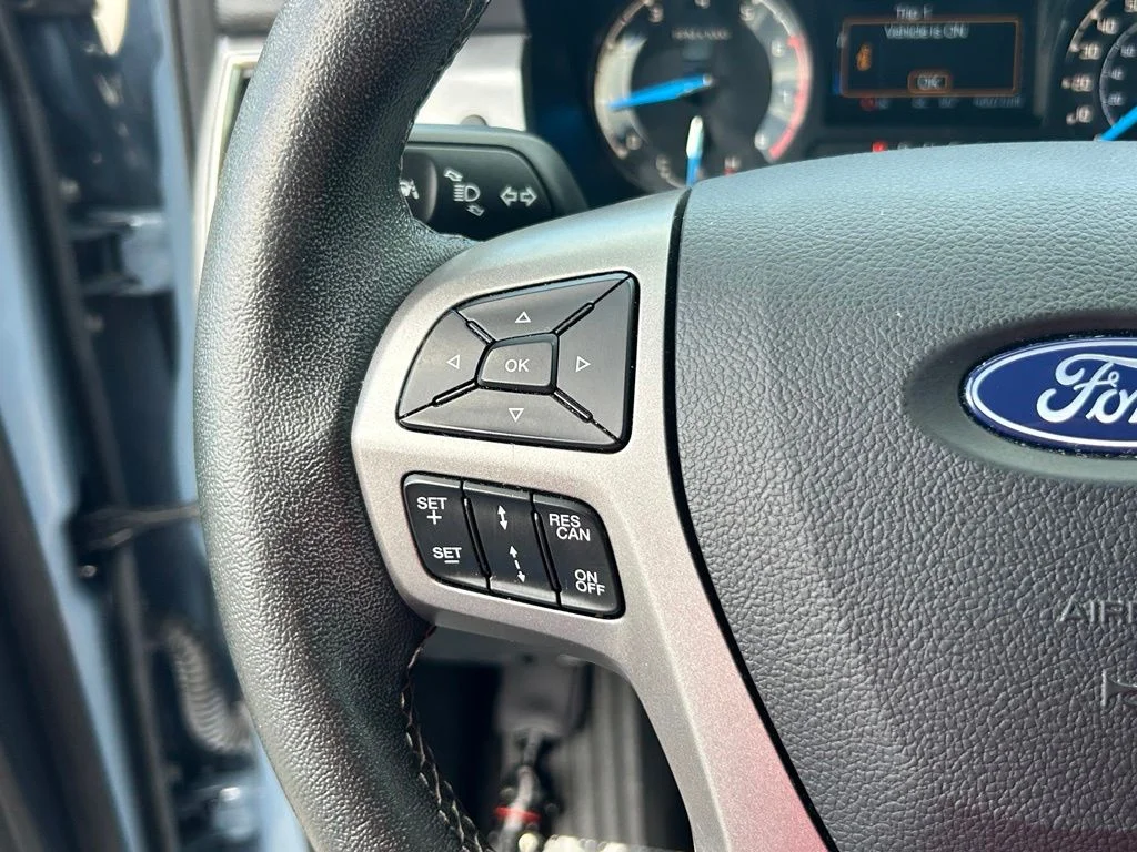 Used 2023 Azure Gray Metallic Ford XLT image 36