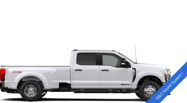 New 2026 White Ford XLT image 4