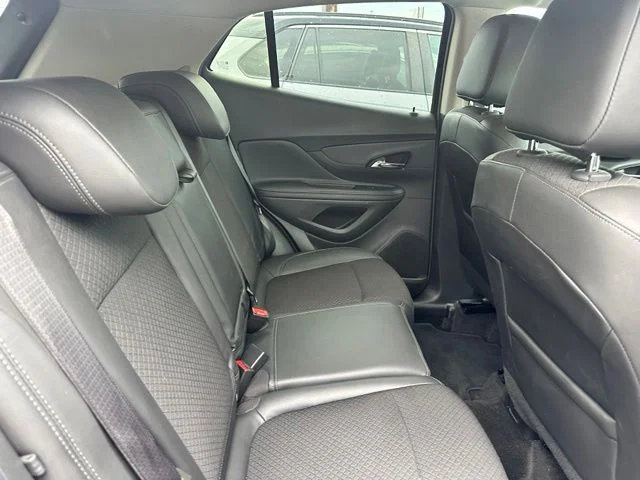 Used 2022 Silver Buick Preferred image 16