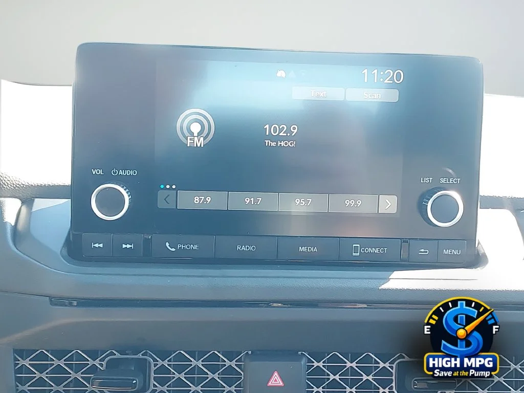 2025 Honda Accord LX - Photo 13