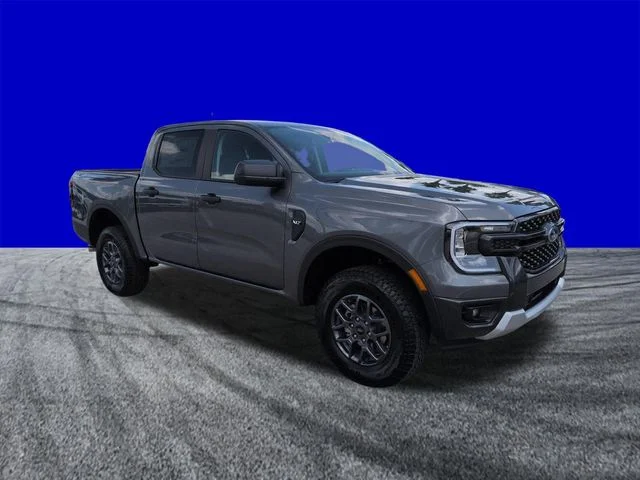 New 2026 Carbonized Gray Metallic Ford XLT image 2