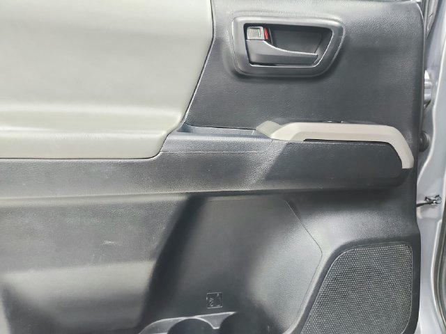 Used 2017 Silver Toyota SR5 image 32