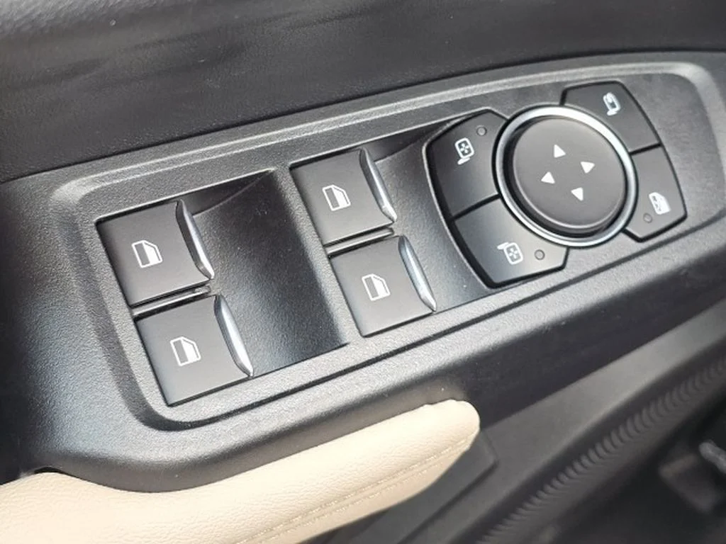 2025 Ford Ranger XLT - Photo 10