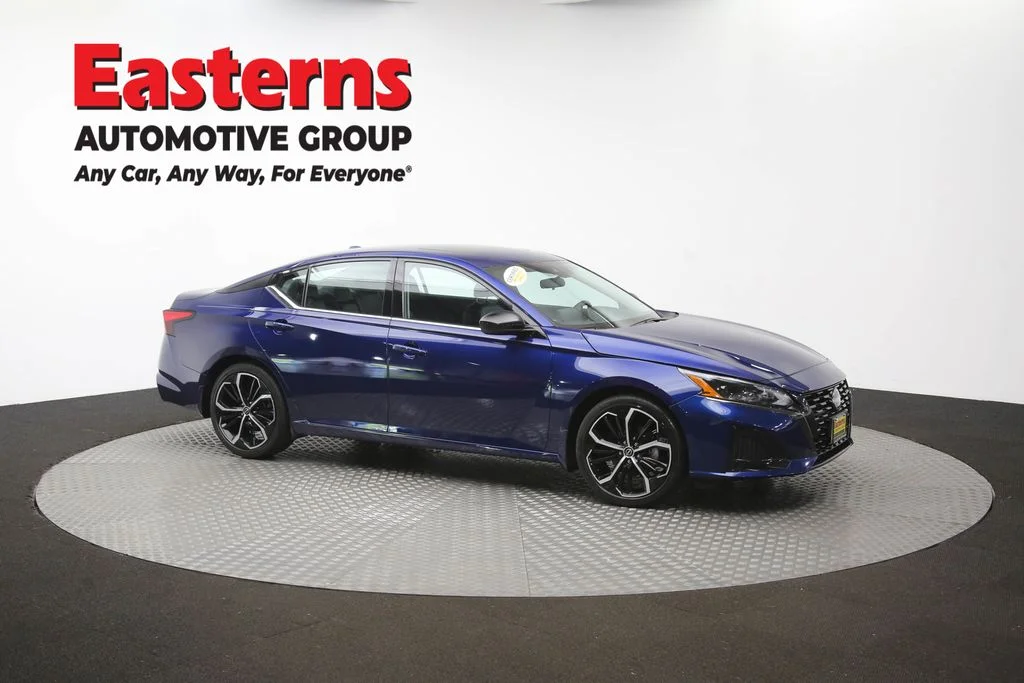 Used 2024 Blue Nissan 2.5 SR image 49