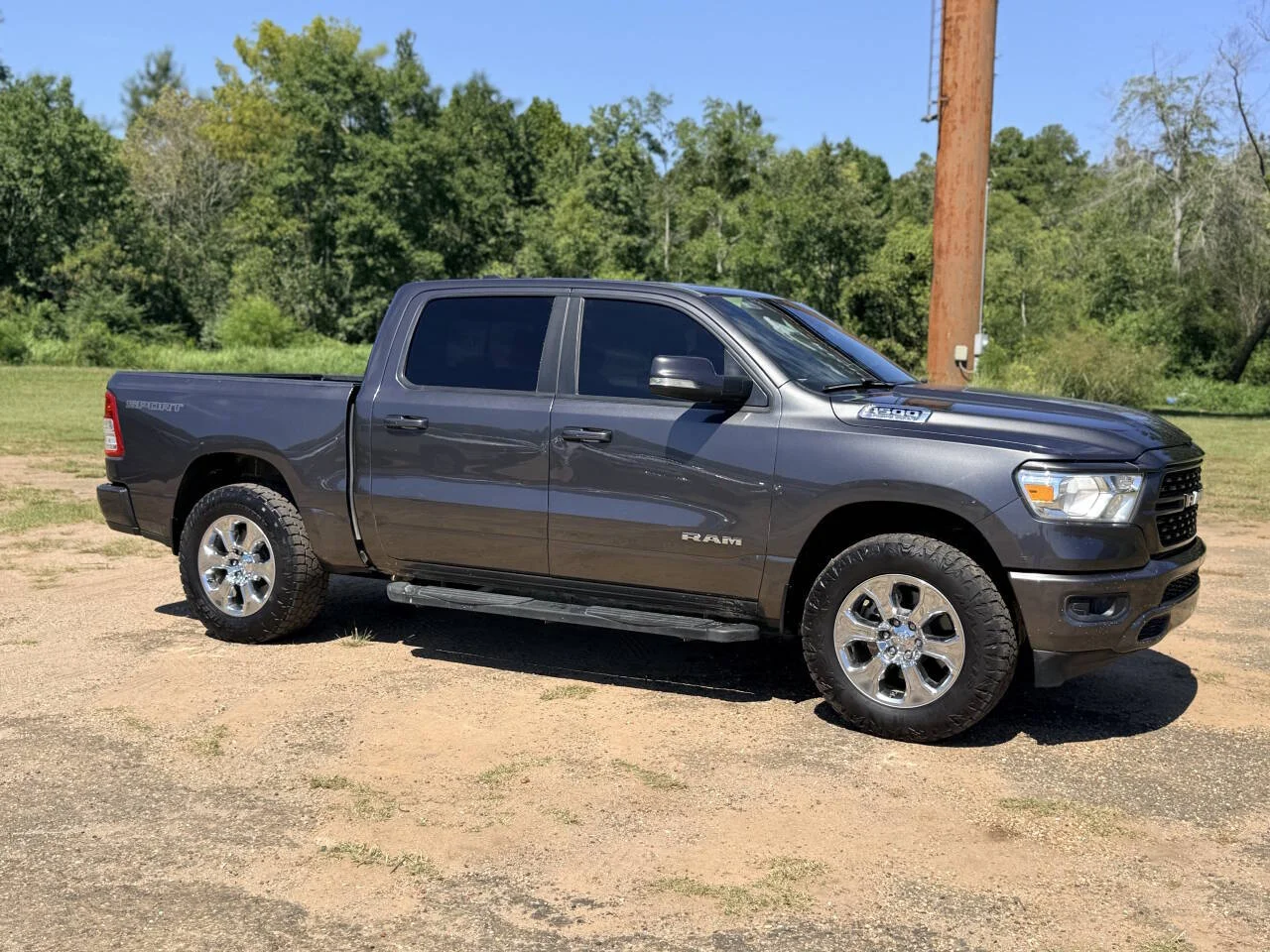 Used 2022 Gray RAM Big Horn 4x2 4dr Crew Cab 5.6 ft. SB Pickup image 7