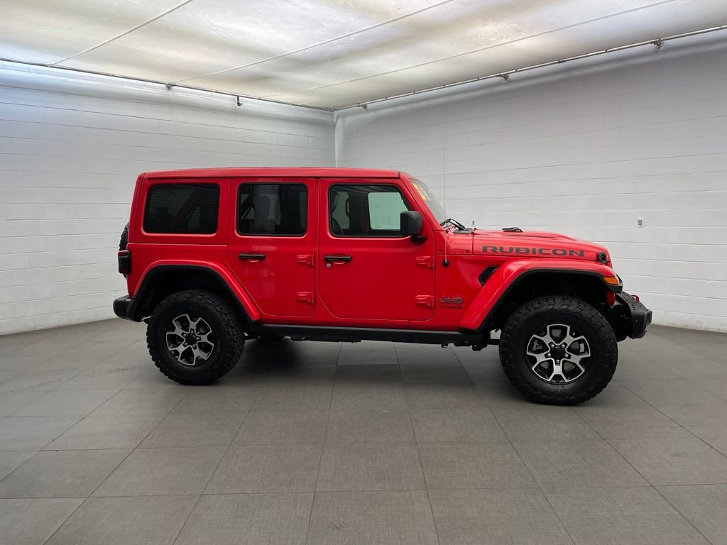 Used 2022 Red Jeep Unlimited Rubicon image 4