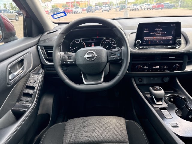 Used 2025 Red Nissan SV image 14