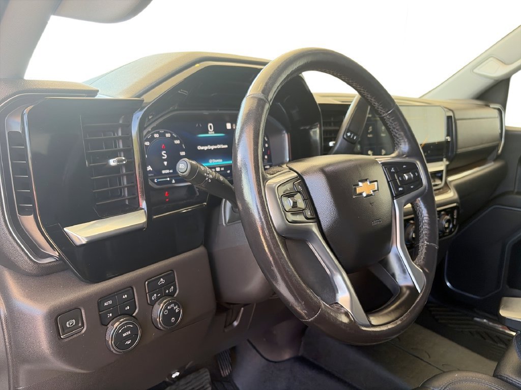 2022 Chevrolet Silverado 1500 LT - Photo 10