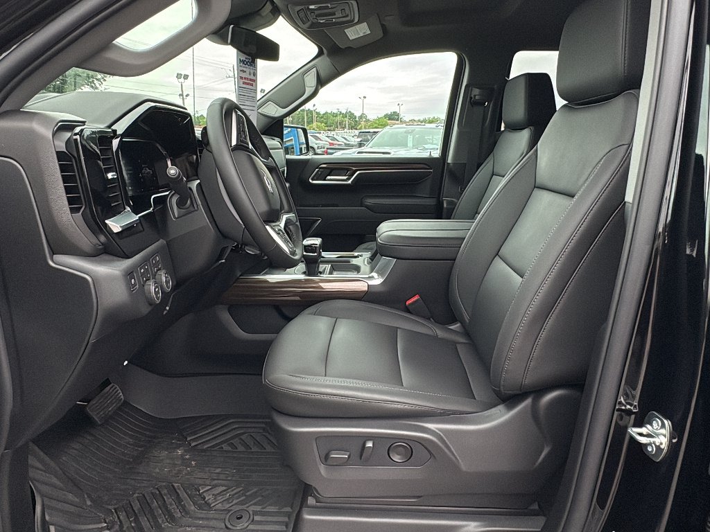 2026 Chevrolet Silverado 1500 RST - Photo 13