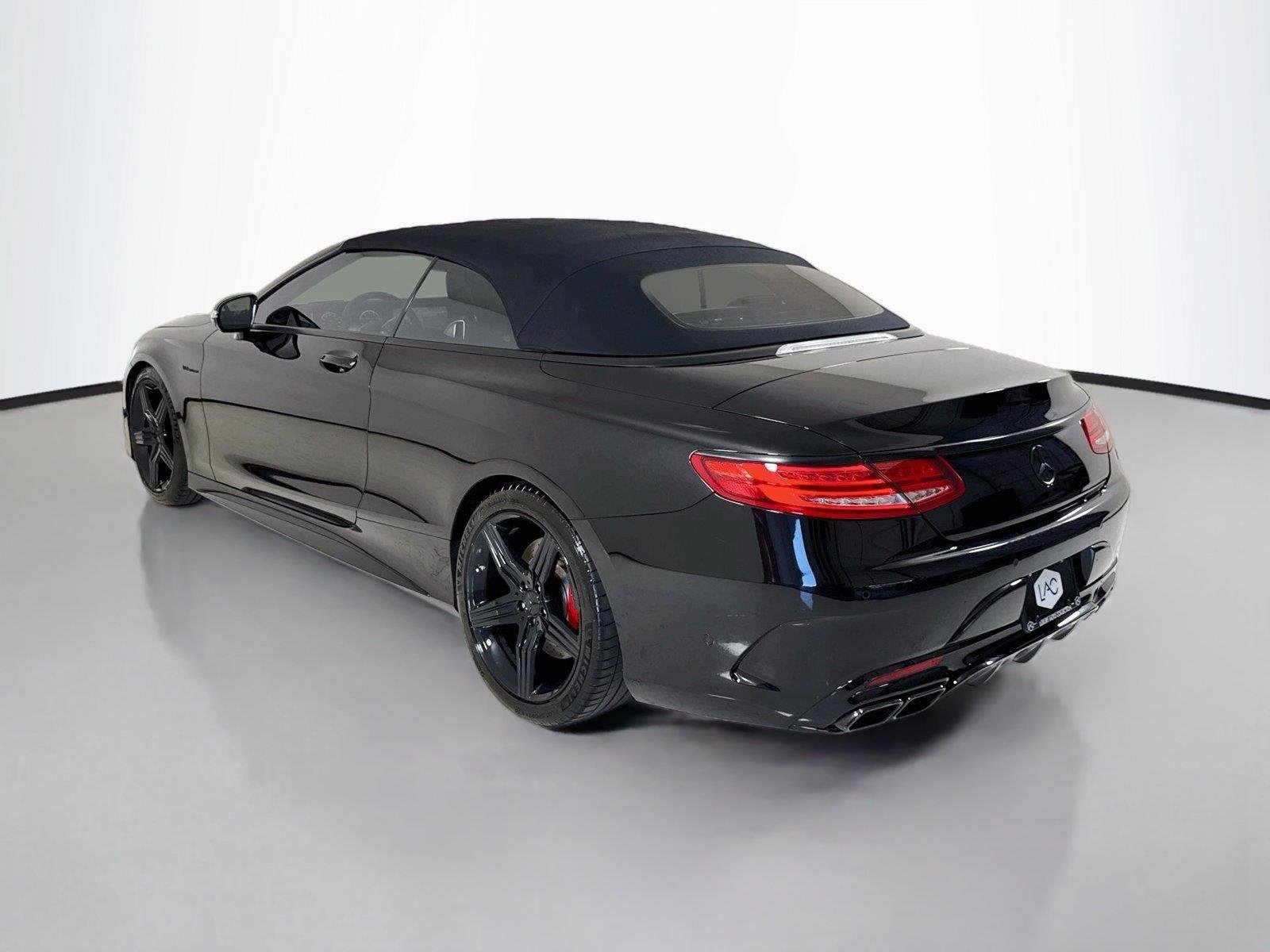 Used 2017 Obsidian Black Metallic Mercedes-Benz AMG® S 63 Conv | $187k MSRP | Designo Leather | Warmth & Comfort image 48